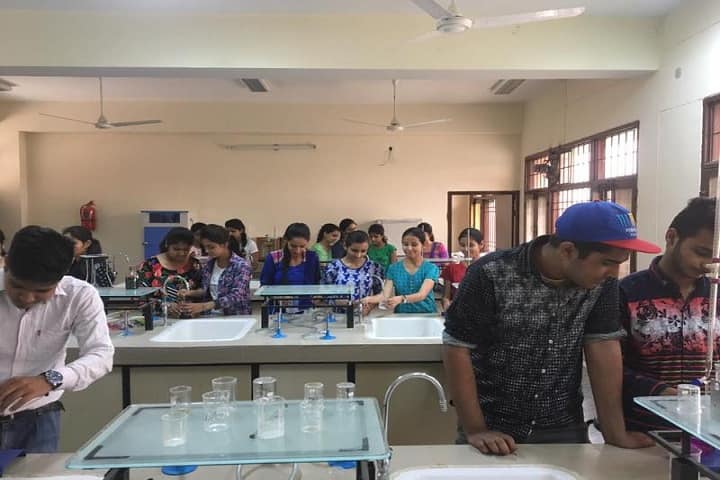 Guru Nanak Dev University College, Pathankot campus photo 2