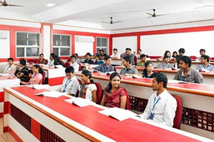 SRM Ramapuram campus photo 2