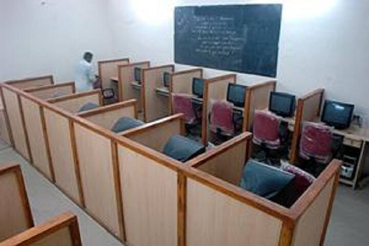 Smt Sushilaben Ramniklal Mehta Arts College, Ahmedabad campus photo 4