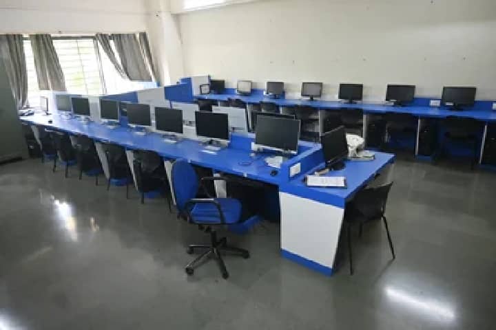 Marathwada Mitra Mandal's College of Physiotherapy, Pune campus photo 3