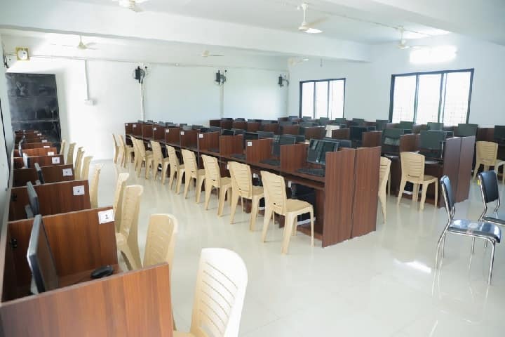Tulaskar College of Pharmacy, Wardha campus photo 2