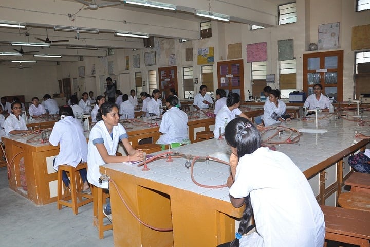 Shri PHG Municipal Arts and Science College, Gandhinagar campus photo 4