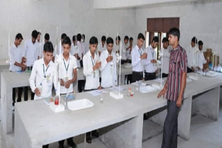 Nav Jeevan Kisan Degree College, Meerut campus photo 2
