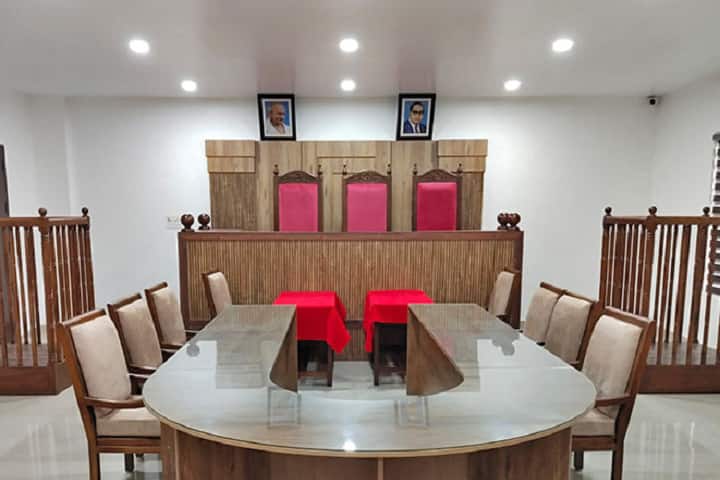 Ilahia Law College, Muvattupuzha campus photo 3