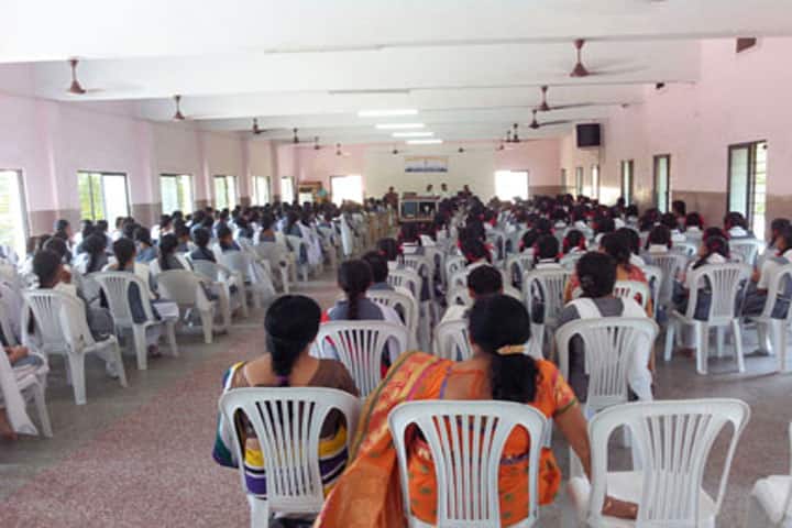 Uni Trust Surajba Mahila Arts College, Nadiad campus photo 5