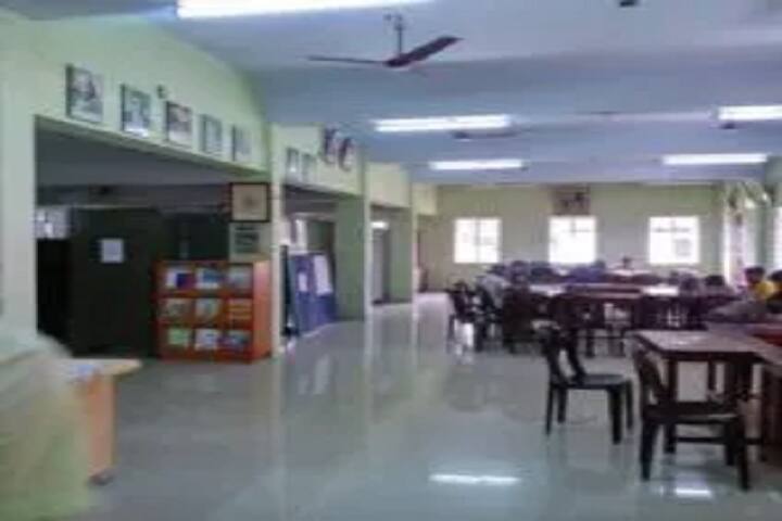 Sanatana Dharma College, Alappuzha campus photo 5