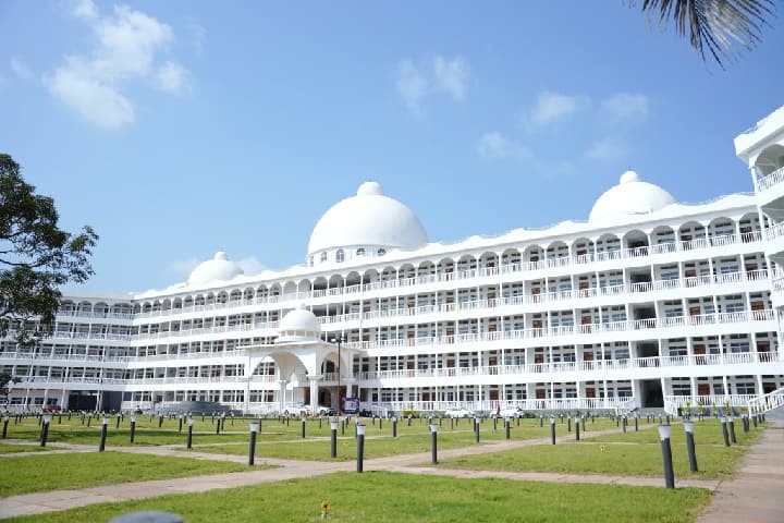 Kuniya College of Management and IT, Kasaragod campus photo 2