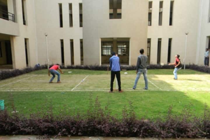 Government Commerce College, Gandhinagar campus photo 4