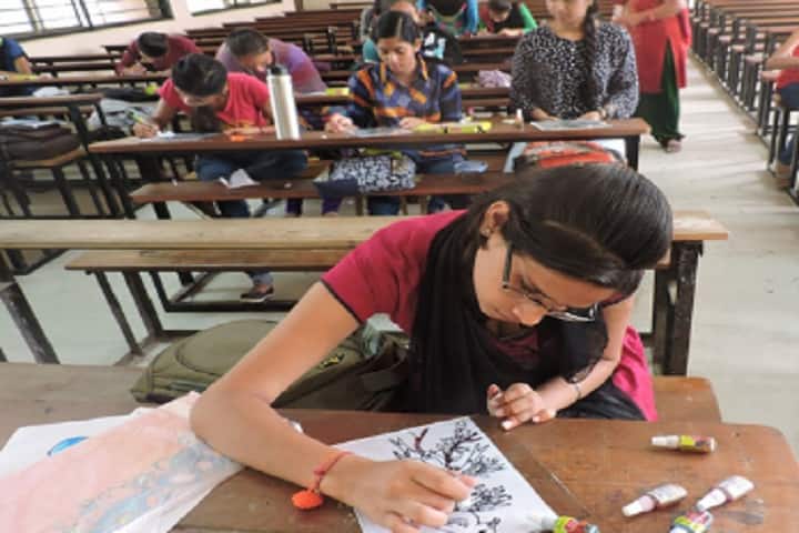 Government Commerce College, Gandhinagar campus photo 5