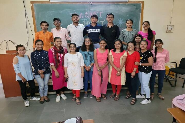 Smt TJ Patel English Medium Commerce College, Nadiad campus photo 6