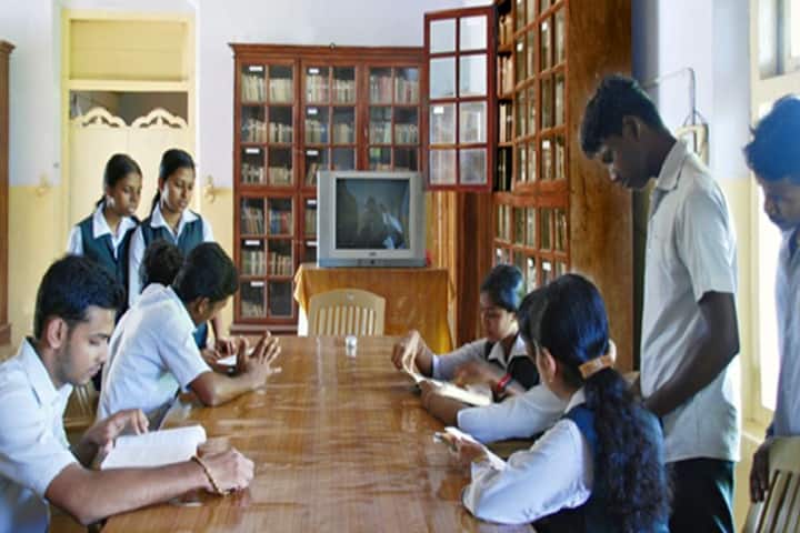 St Teresa's Arts and Science College, Thrissur campus photo 6