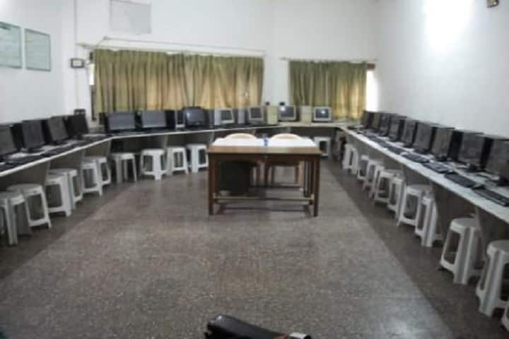 Smt KSN Kansagara Mahila College, Rajkot campus photo 6