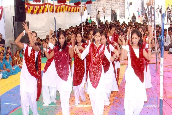 Matrushree Monghima Mahila Arts and Commerce College, Junagadh campus photo 2