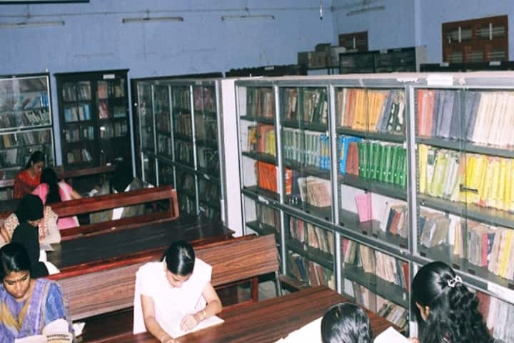Vaidyaratnam Ayurveda College, Thaikkattussery campus photo 5