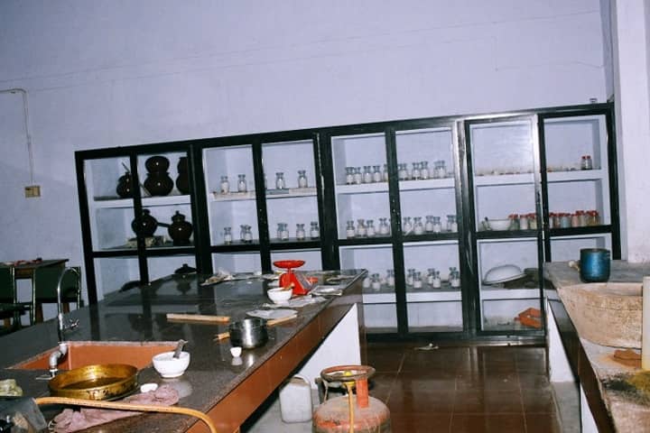 Vaidyaratnam Ayurveda College, Thaikkattussery campus photo 6