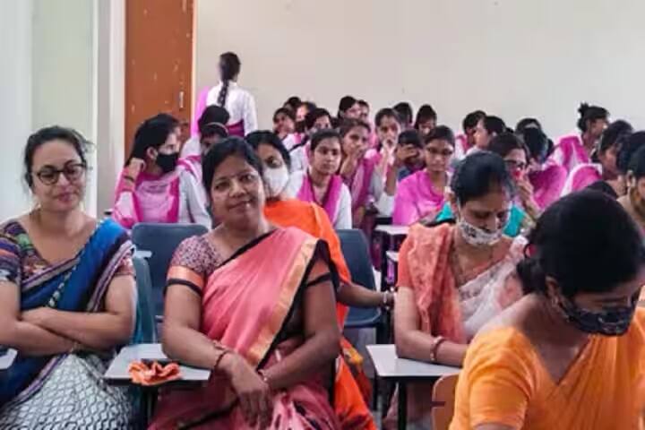 Tarachand Vedic Putri Degree College, Muzaffarnagar campus photo 3