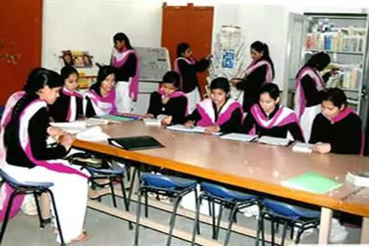 Tarachand Vedic Putri Degree College, Muzaffarnagar campus photo 4