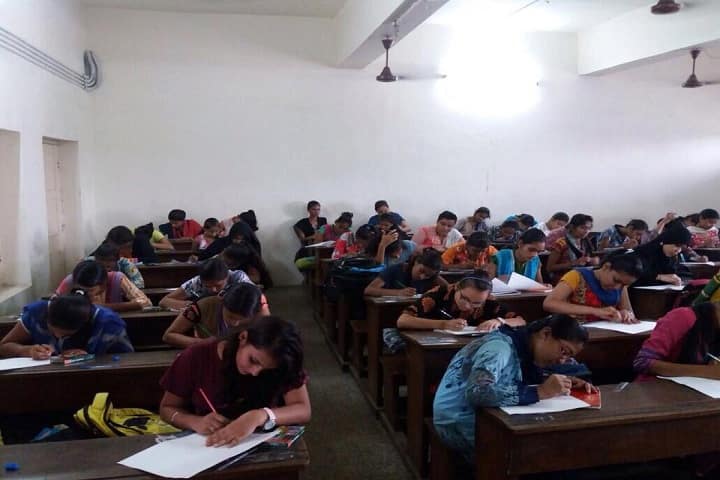 MP Arts and MH Commerce College for Women, Ahmedabad campus photo 3