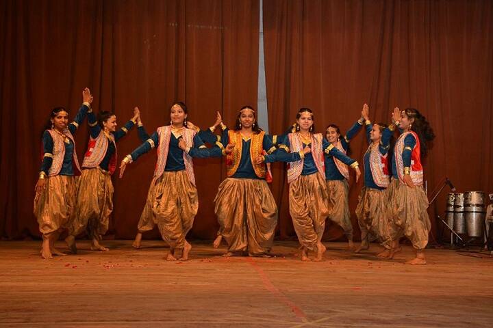 MP Arts and MH Commerce College for Women, Ahmedabad campus photo 5