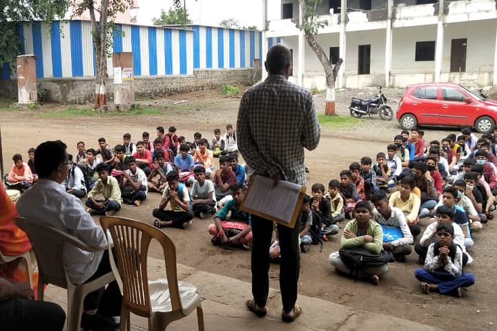 KVTR Ayurved College, Boradi campus photo 6