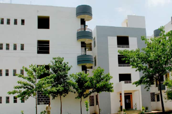 Madhyanchal Professional University, Bhopal campus photo 6