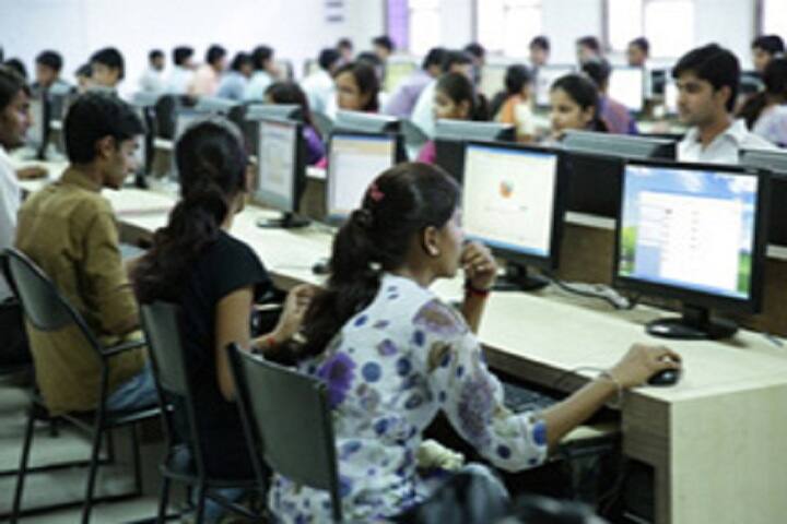 IITM Kanpur campus photo 5