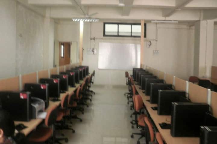 SBS Erandwane campus photo 5