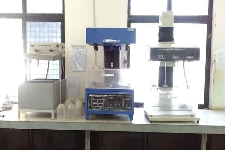 LJ Institute of Pharmacy, Ahmedabad campus photo 6