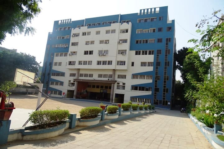 JG College of Commerce, Ahmedabad campus photo 2