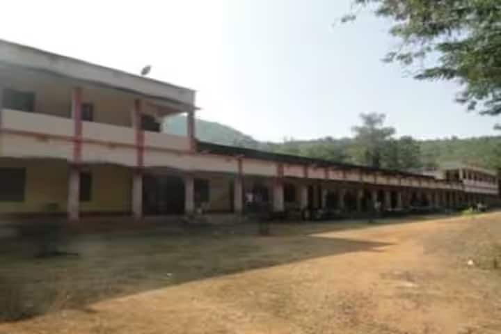 Raghunath Samabaya Mahavidyalaya, Odagaon campus photo 3