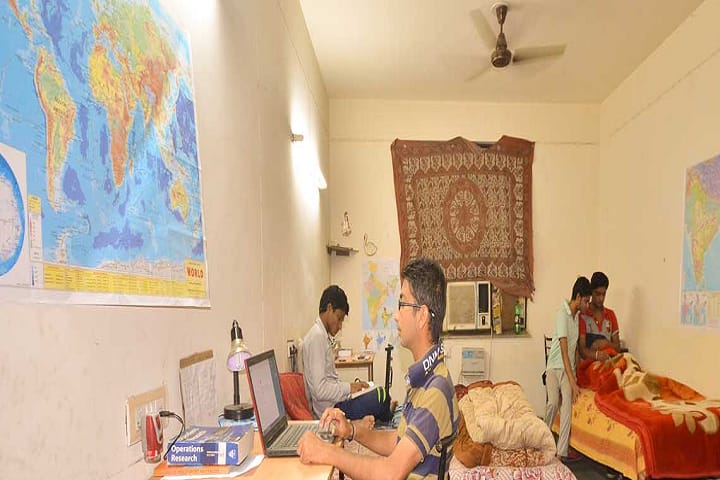 Advanced Institute of Pharmacy, Palwal campus photo 5