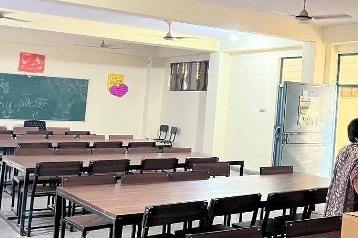 Saviour College of Nursing, Delhi campus photo 4