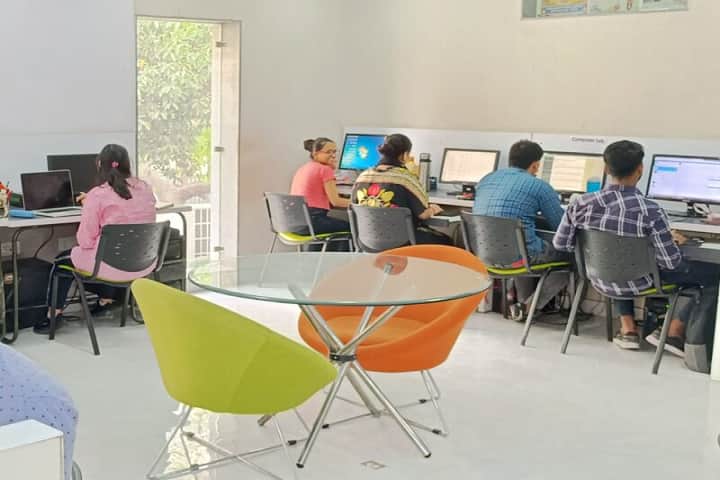 Prerit Design Academy, Delhi campus photo 2