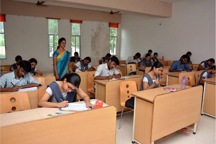 Vikas Institute of Pharmaceutical Sciences, Rajahmundry campus photo 5