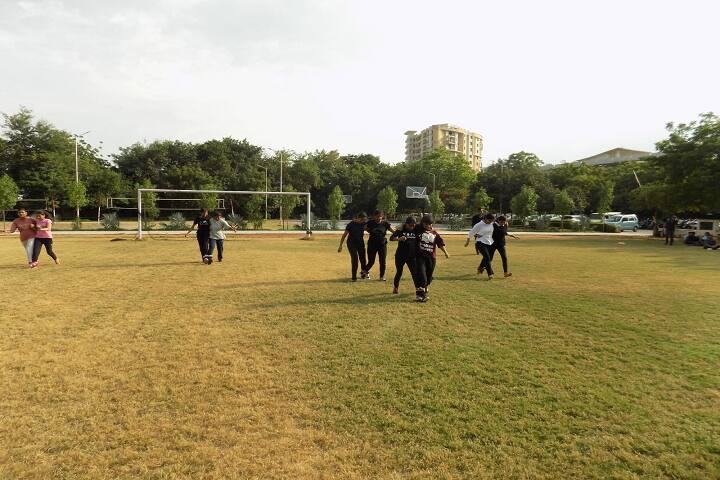 School of Agriculture, Suresh Gyan Vihar University, Jaipur campus photo 6