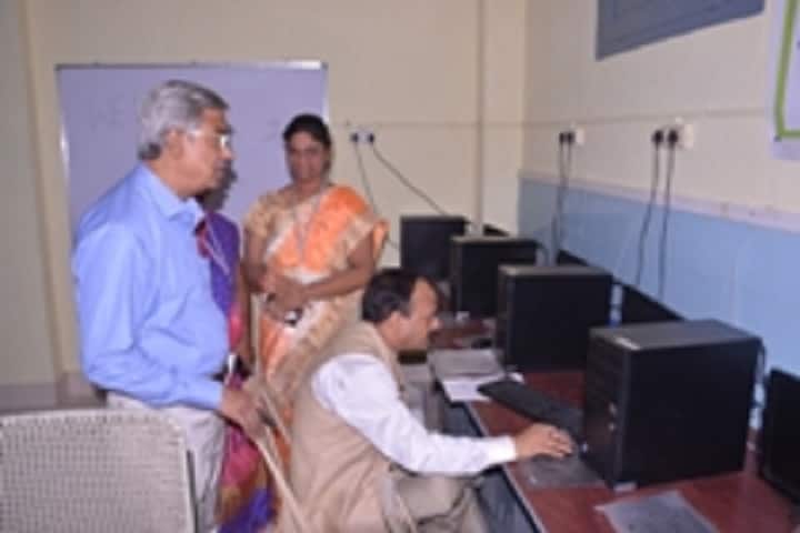Hindu College, Guntur campus photo 4