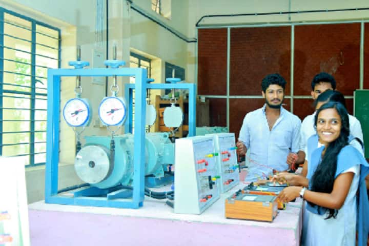 CEK Karunagappally campus photo 6