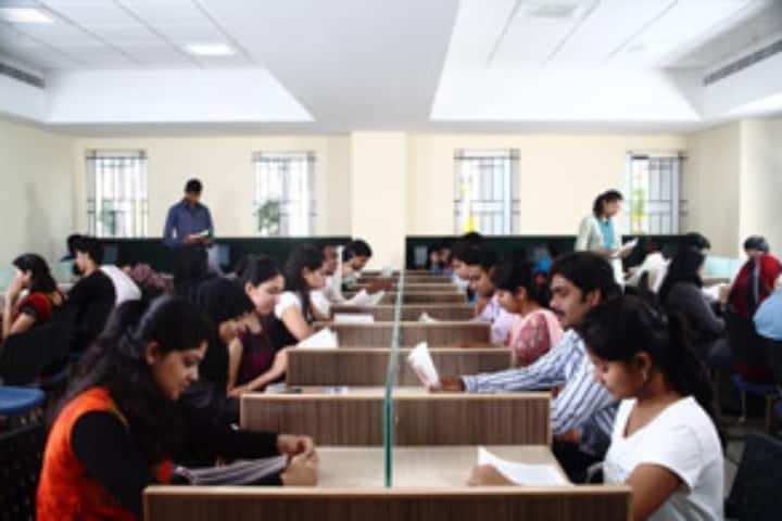 The Oxford College of Science, Bangalore campus photo 2