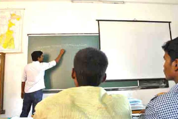 Hiralal Bhakat College, Birbhum campus photo 3