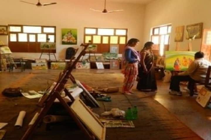 Jagadguru Rambhadracharya Handicapped University, Chitrakoot Dham campus photo 3
