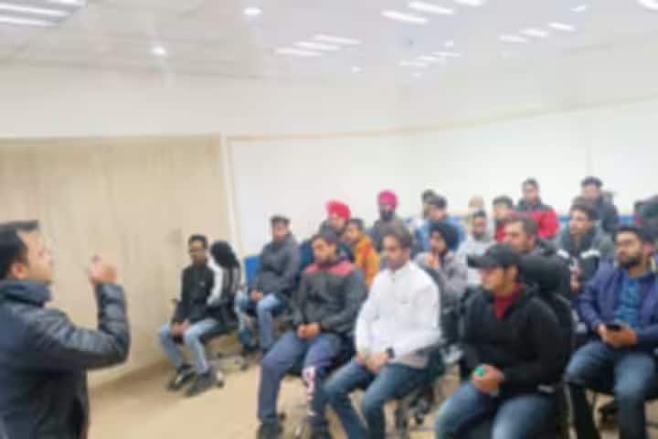 Arya College, Ludhiana campus photo 3