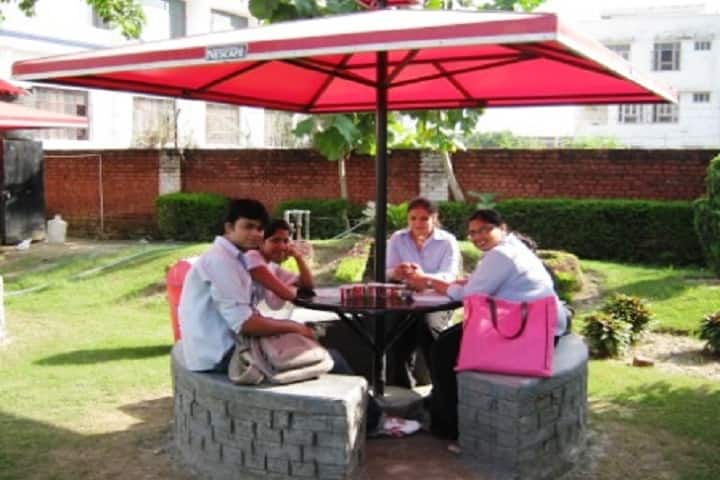 Institute of Applied Medicine and Research, Ghaziabad (IAMR Ghaziabad) campus photo 4