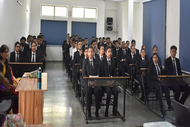 Vivekanand Institute of Management, Ahmedabad campus photo 4