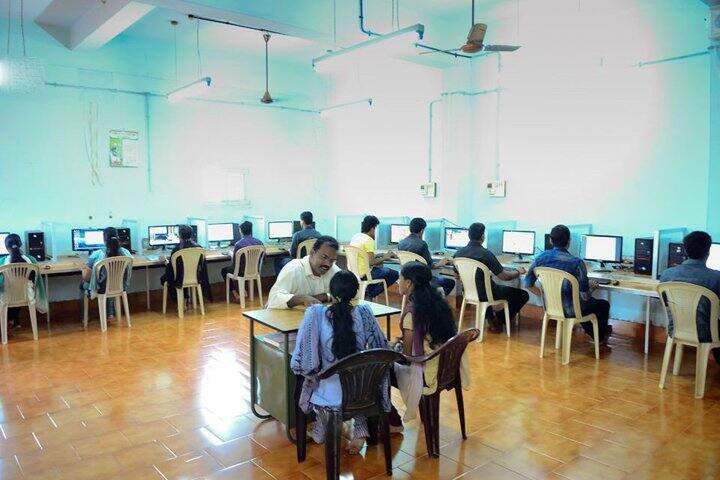 Mahatma Gandhi College, Iritty campus photo 4