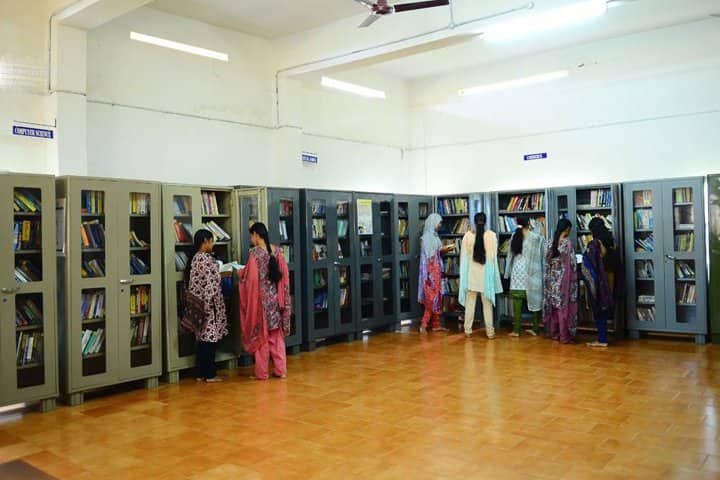 Mahatma Gandhi College, Iritty campus photo 6
