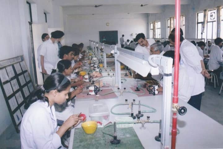 Purvanchal Institute of Dental Sciences, Gorakhpur campus photo 2