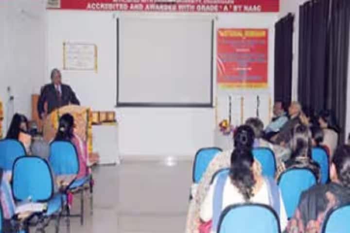 Devki Devi Jain Memorial College for Women, Ludhiana campus photo 5