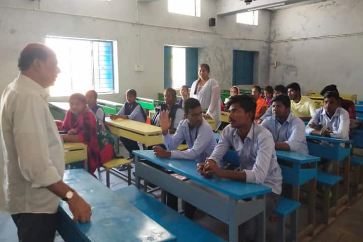KH Government Degree College, Dharmavaram campus photo 4