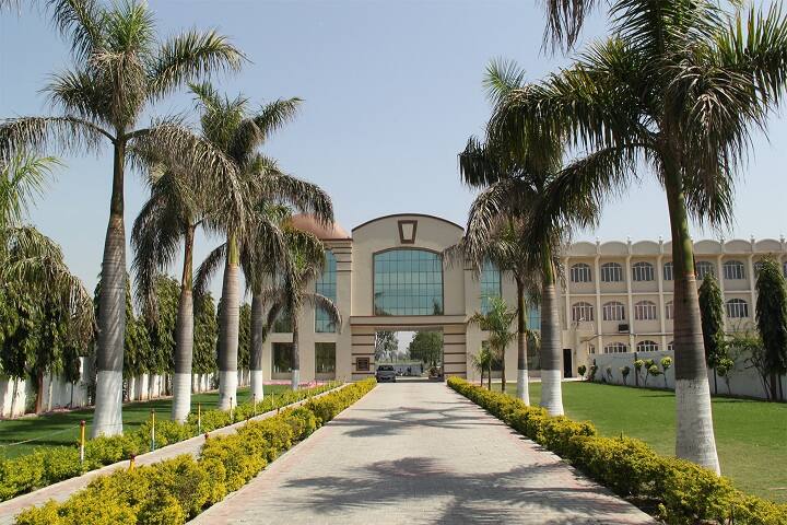 Dasmesh Girls College, Hoshiarpur campus photo 5