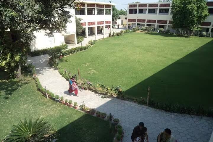 Swami Ganga Giri Janta Girls College, Ludhiana campus photo 2